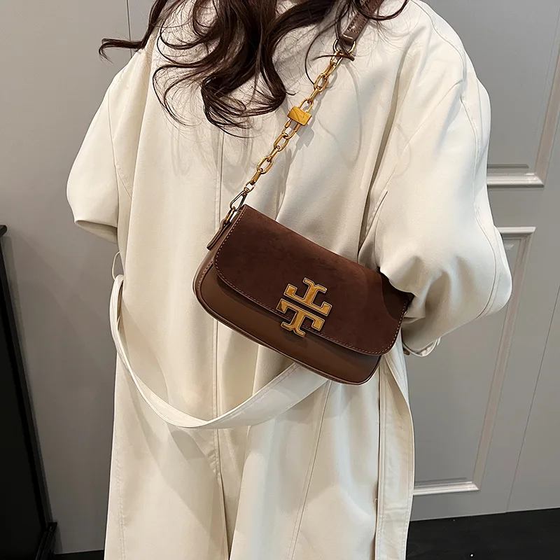 New Bag Autumn and Winter Retro Shoulder Armpit High Fashion Messenger Bag Simple Small Square Bag