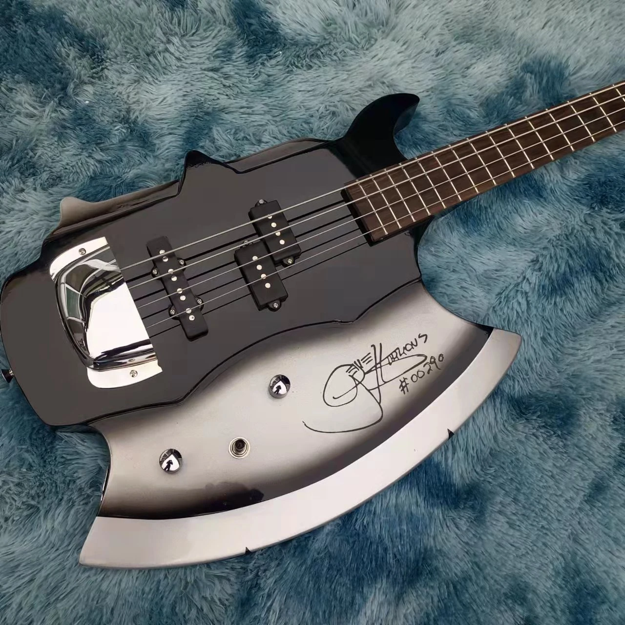 Gene Simmons Axe Bass Guitar ubicaciondepersonas.cdmx.gob.mx