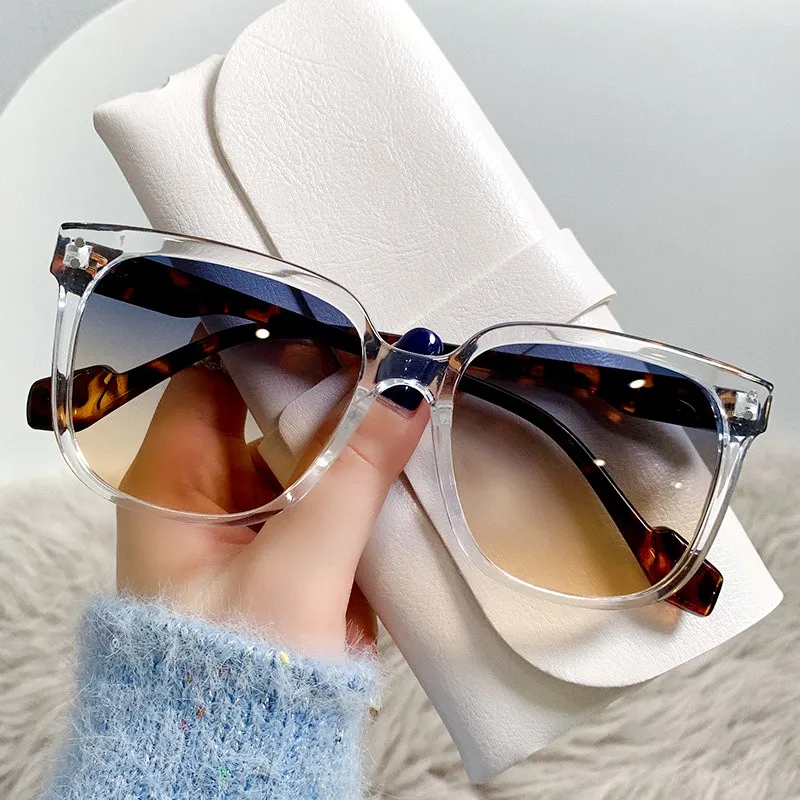 

Vintage Square Sunglasses Woman Classic Retro Gradient Mirror Frameless Sun Glasses Female Fashion Rimless Oculos De Sol