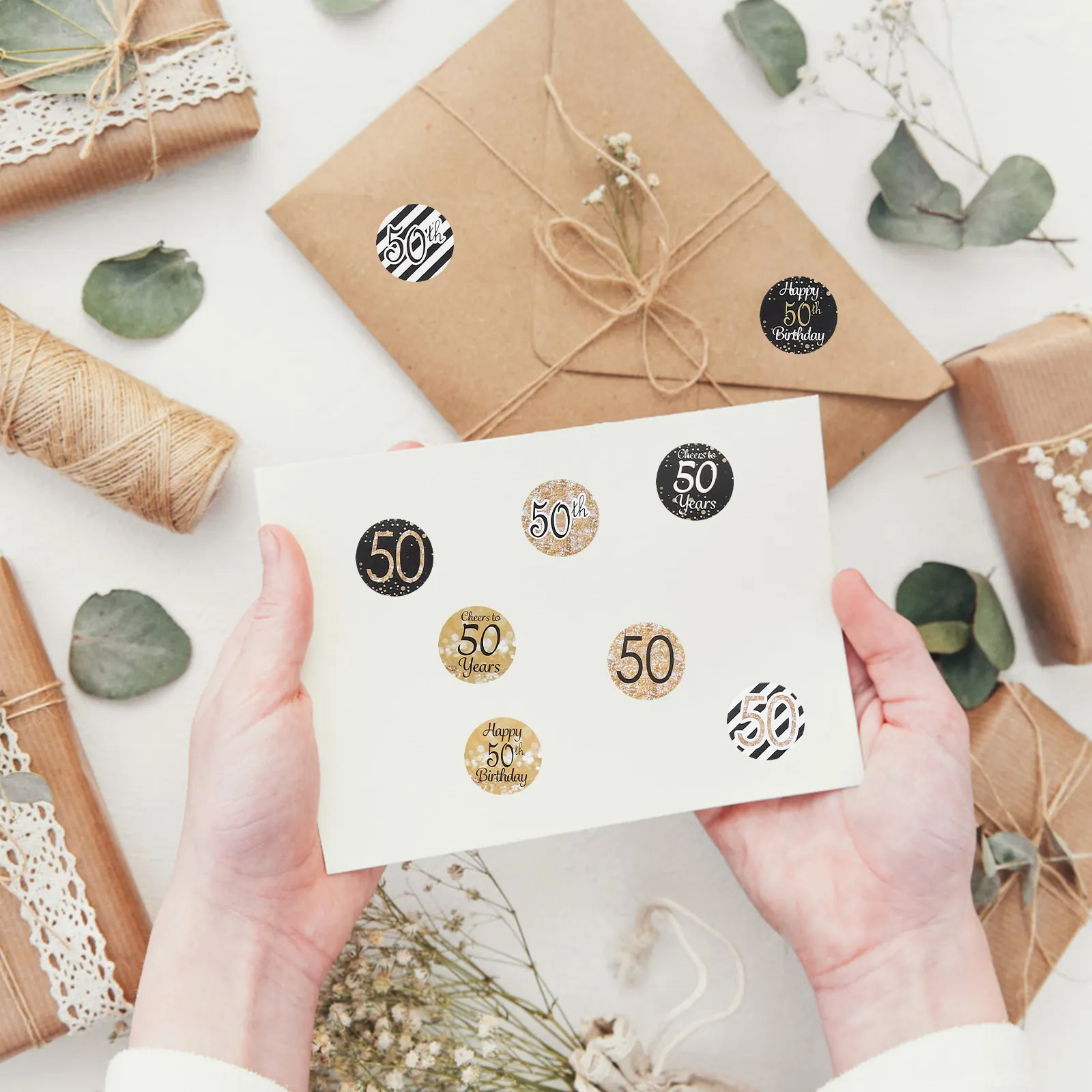 216Pcs 50번째 생일 스티커 창의적인 문자 디자인 생일 데칼 사탕 가방 선물 상자 의류 장식 파티 선물