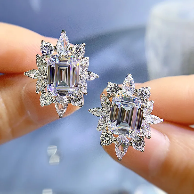 Emerald Cut 3 Carat Moissanite Earrings Women Stud Earrings Classic Type Engagement Gift Fine Jewelry 925 Silve