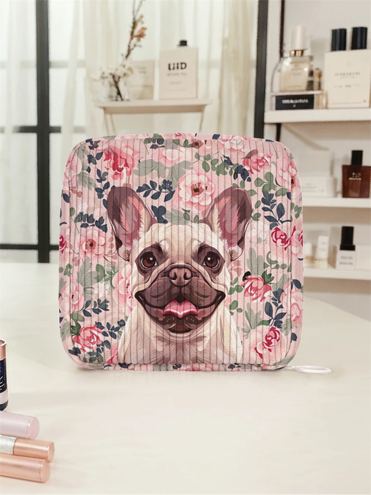 Cartoon dog and flower pattern printed sanitary napkin storage bag, women's lightweight tissue bag, sanitary tissue bag