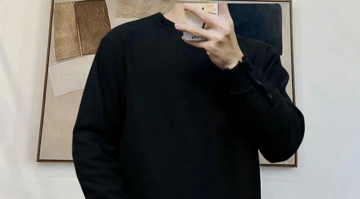Description Picture 5 of item2024 Fashion Designer Men's Winter White Lazy Wind Sweater High-end Casual Pullover Knitwear Inner Round Neck Base Shirt