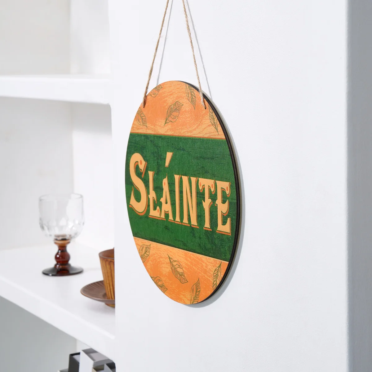 1PC, St.Patrick's Day, lightweight wooden circular decorative signboard, St.Patrick's Day decorative tag, suitable for Irish Pub