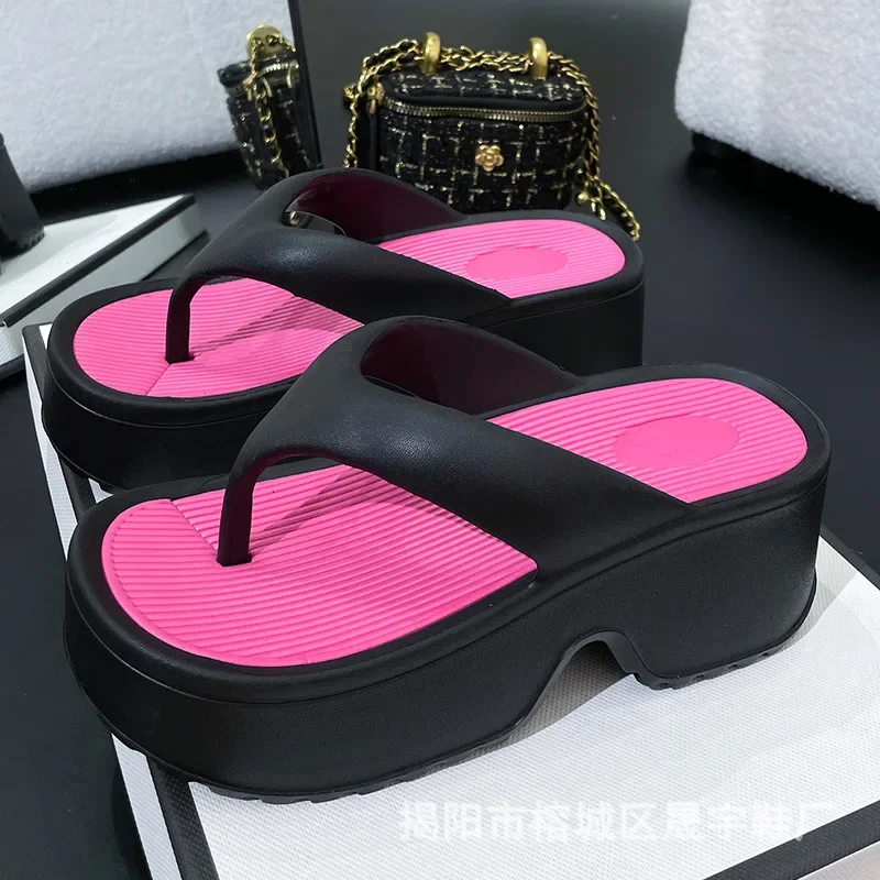 Thick Bottom Women Flip Flops Summer Fashion Sandals Outdoor Beach Slippers Bathroom Home Shoes Comfort Soft Sole Slides 3