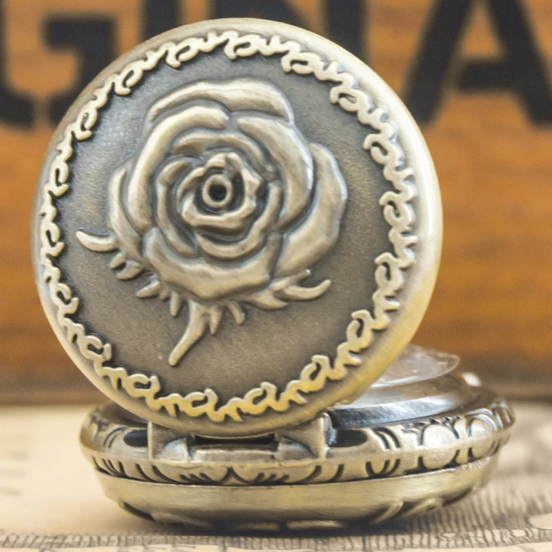 Small, Retro Bronze Steampunk Rose-Carved Small Quartz Pocket Watch Necklace Pendant Clock Chain Men's And Women's Chain Gift
