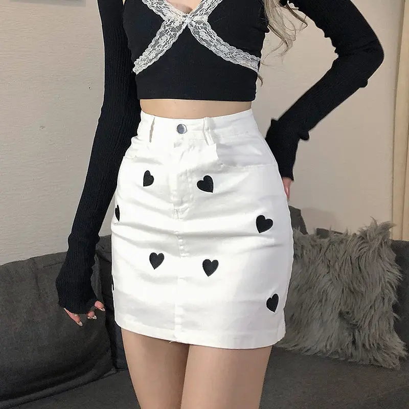 Denim Skirt Preppy Style Love Heart Embroidered Women'S Lined High-Waisted Leg-Lengthening Hip-Covering Short Skirt