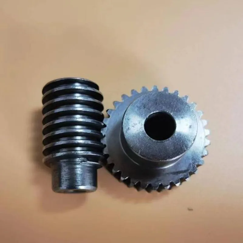 Worm Gear 1set 1M With Rod Drive 1:20/25/30/40/50/60 Speed Ratio 40cr Worm Center Hole 6/8/10MM Motor Gear Transmission Gear Electric Bike Gear Cassette Deck Tape Gear Electric Chain Saw Gear
