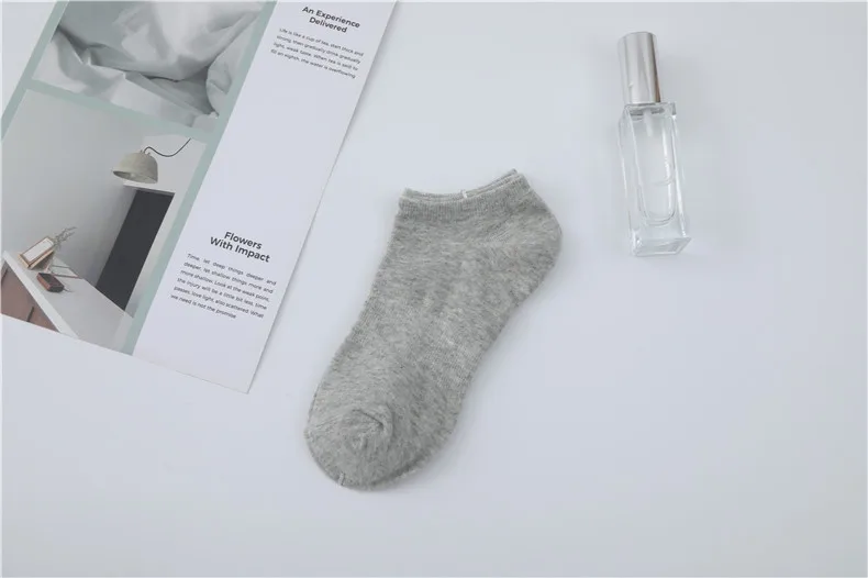 

Socks Women Spring and Summer Midtime Socks Socusing Socks Precittered Sweat, Sweat, Moisturizing High Tube