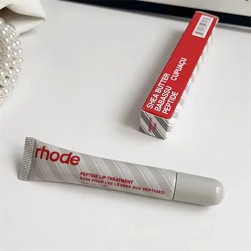 Rhod Magnetic Snap-On Lip Case with Gloss Finish and MagSafe Compatibility