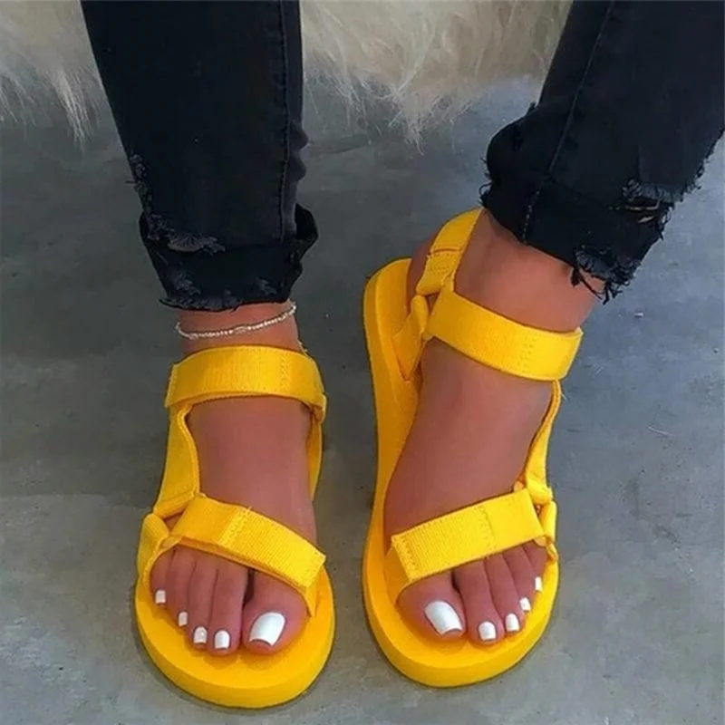 

2023 New Women Summer Soft Slip Sandals Woman Buckle Strap Foam Sole Durable Sandals Ladies Outdoor Casual Beach Shoes