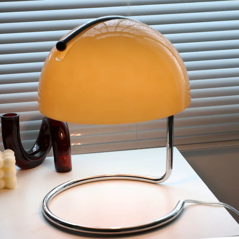 

Стеклянная настольная лампа Joylove Bauhaus, прикроватная металлическая прикроватная лампа для спальни, прикроватная лампа, скандинавский Ретро Декор для дома в стиле знаменитостей