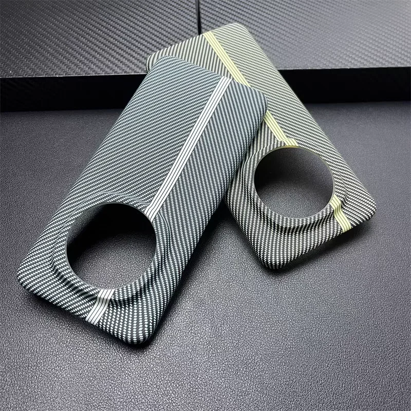 Sleek Carbon Fiber Protective Back Cover