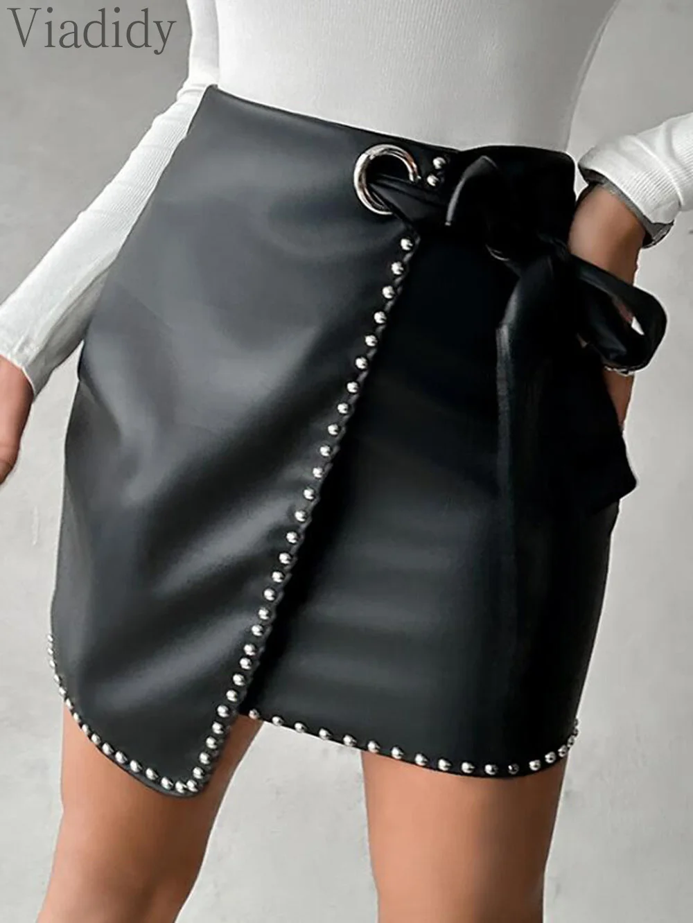 

Women Sexy Solid Color PU Faux Leather Eyelet Tied Detail Studded Asymmetrical Skirt