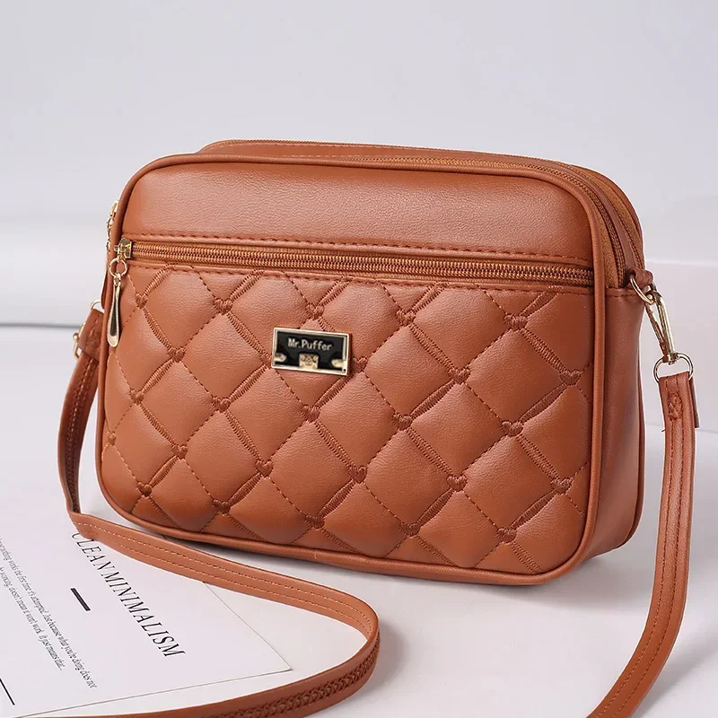 

2024 Women New One Shoulder Small Square Handbag Cross Border Foreign Trade Lingge PU Crossbody Versatile Small Messenger Bag