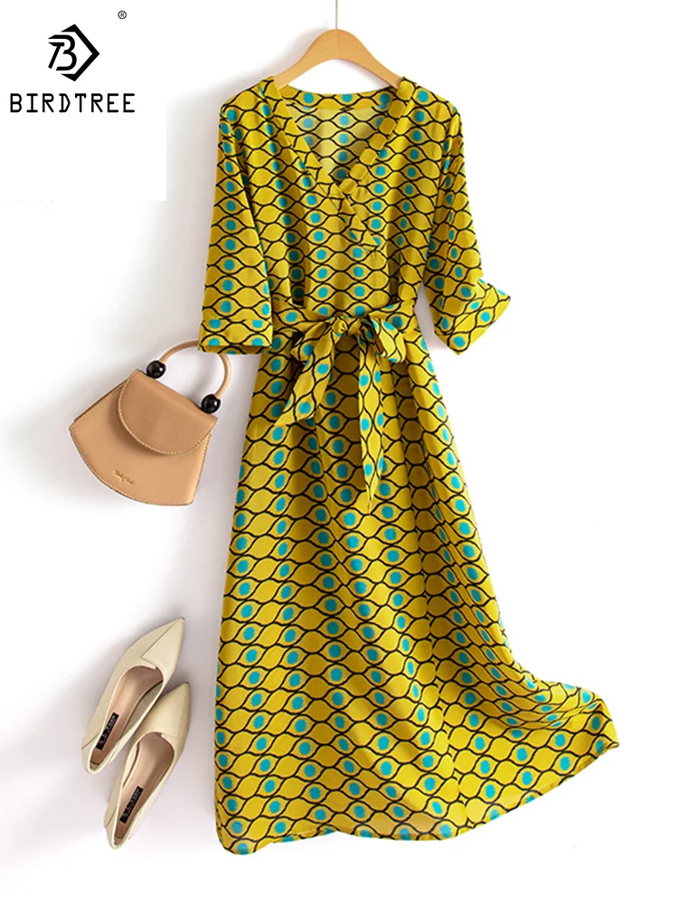 

Birdtree 100%Pure Mulberry Silk Dress With Belt Women V-neck Waist Printing Short Sleeves Bodycon Midi Dresses 2023 New D36551QM