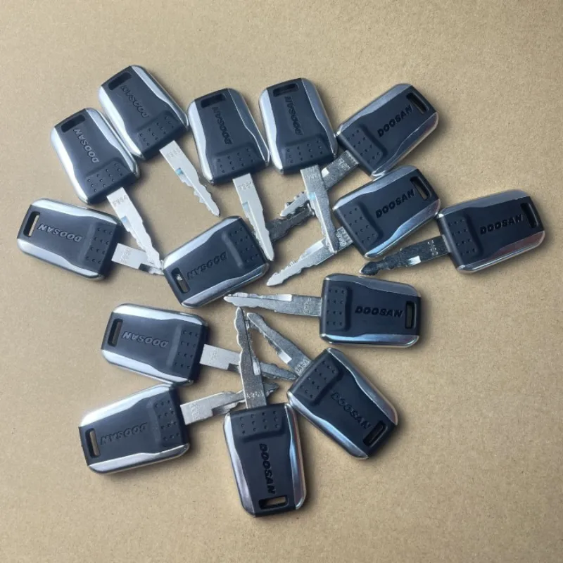 1 PCS Key F900 For Deawoo Doosan Bobcat Terex Excavator Heavy Equipment Ignition Start Switch Door Lock Fit E80