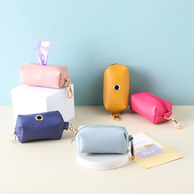 Pet poop bag dispenser dog garbage bag bag PU leather outdoor portable dog walking poop collection box Pet poop bag dispenser dog garbage bag bag PU leather outdoor portable dog walking poop collection box