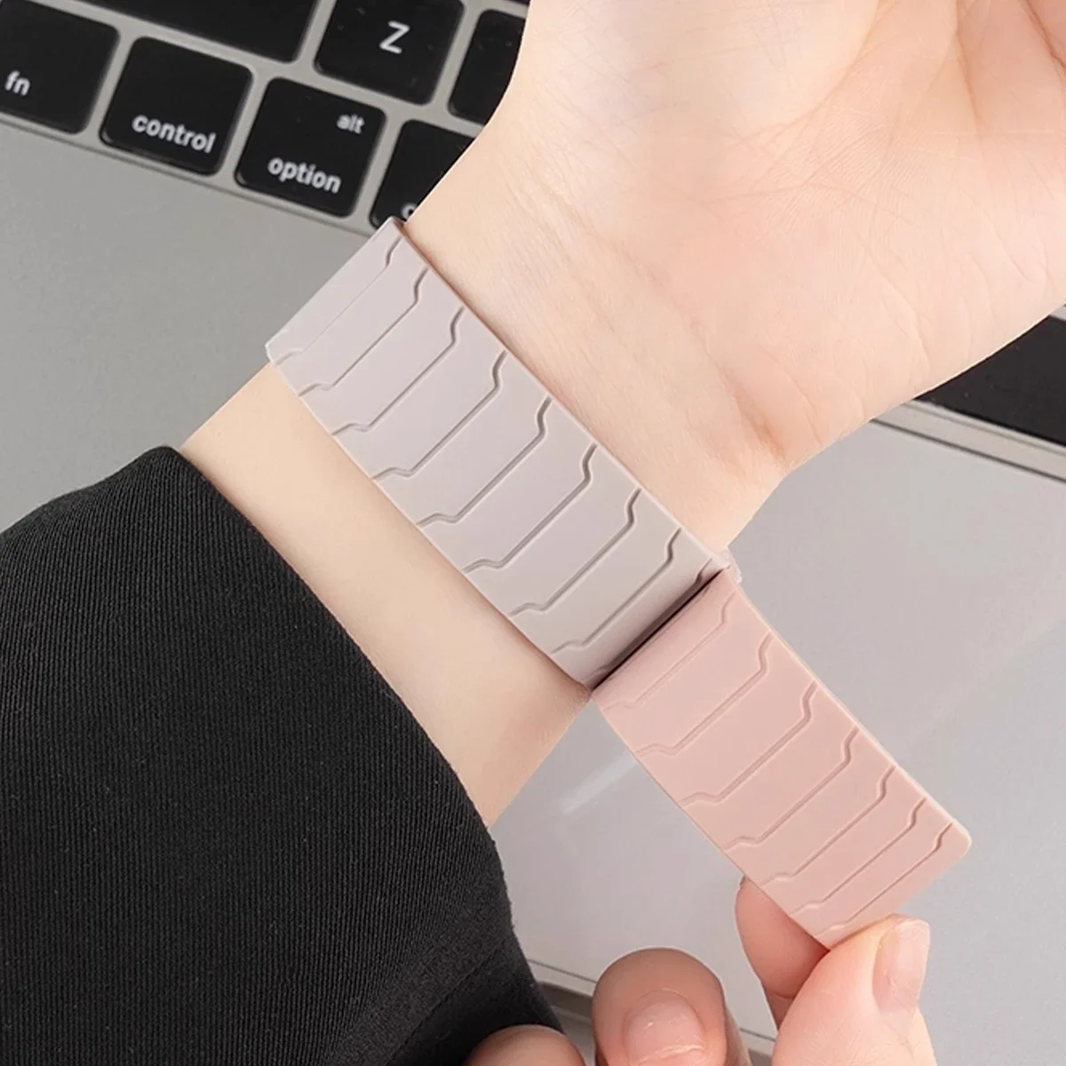 Magnetic Silicone Replacement Watch Band Strap Bracelet