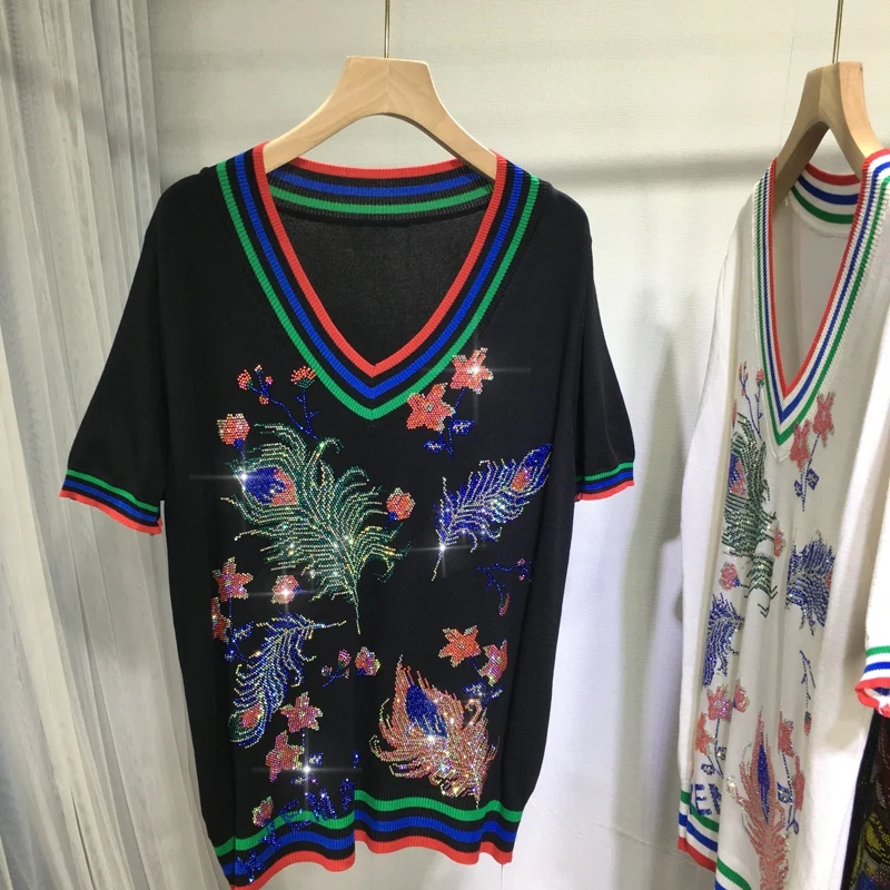 Женская трикотажная футболка с V-образным вырезом, с коротким рукавом