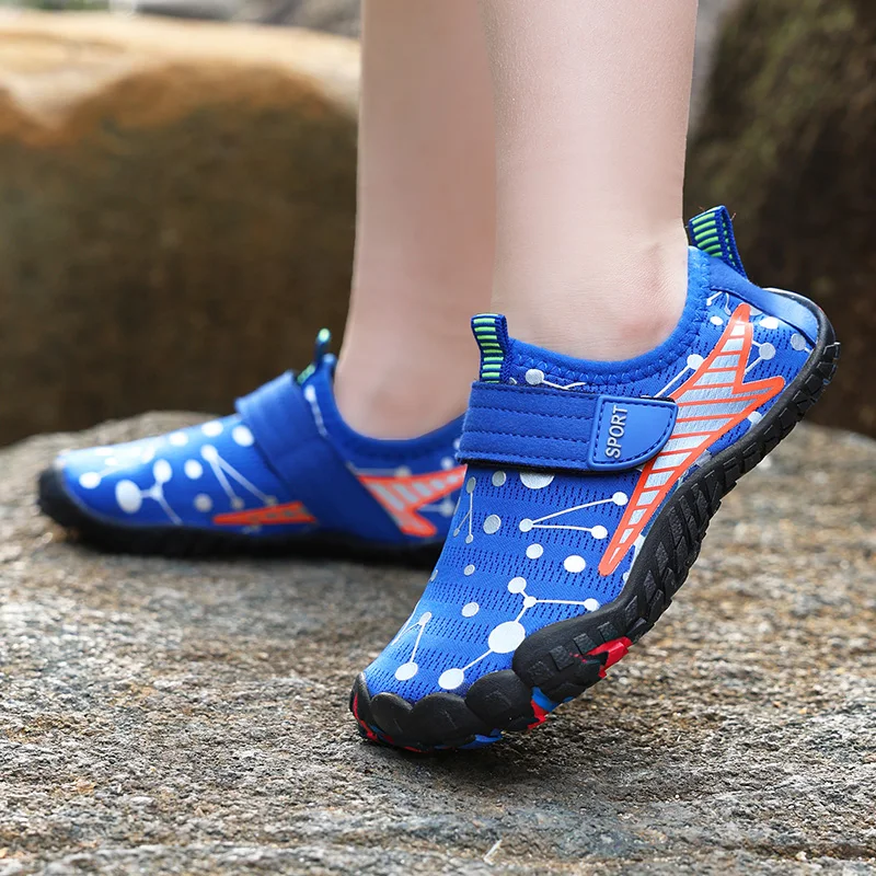 Kids Shoes Children Beach Aqua Shoes Boy Girl Barefoot Water Shoes Quick-Dry Drainage Diving Swim Sandals Kids Fishing Surf Wading Sneakers
