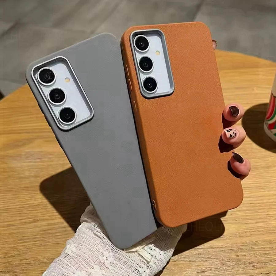 Sleek Matte Silicone Protective Phone Case – Premium Texture Finish