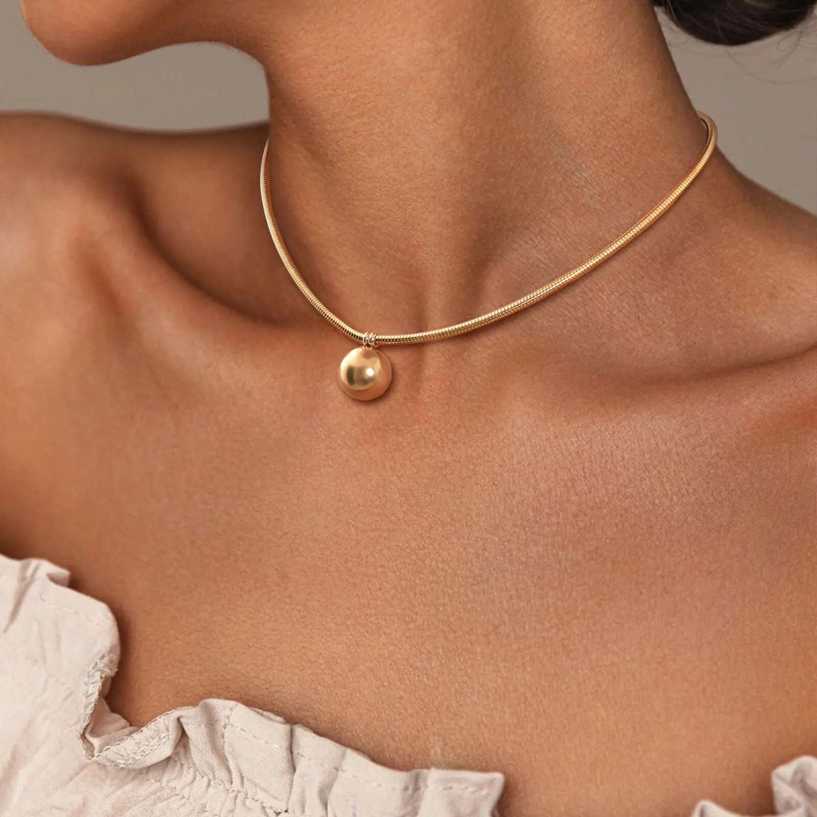 Runde Kugel Anhänger Edelstahl Chockers Sexy Halskette für Frauen Edelstahl Schmuck Mama Freundin Valentinstag Geschenk