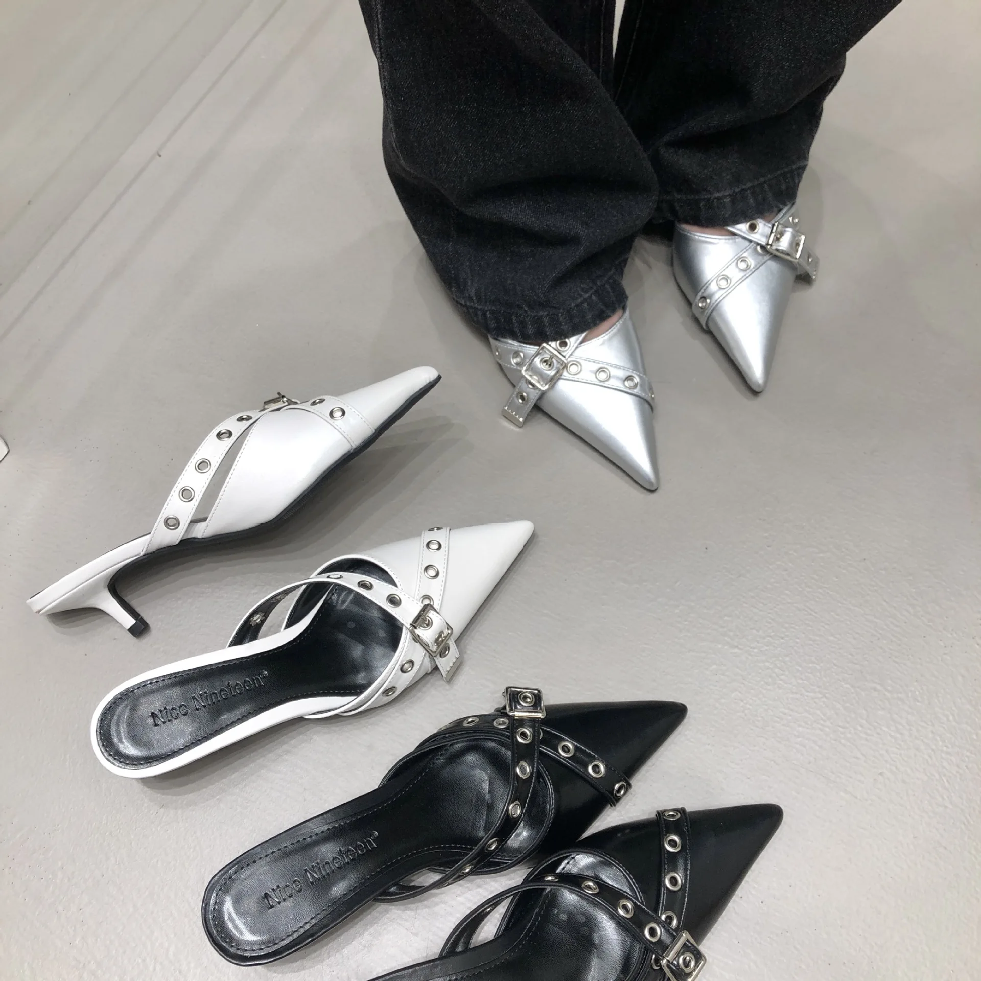 2024 Spring New Women's Summer Bun Half Trail Elegant Metal Buckle Design with European and American Pointed Style