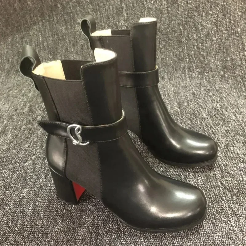 Рисунок 3 - Женские ботильоны на высоком каблуке