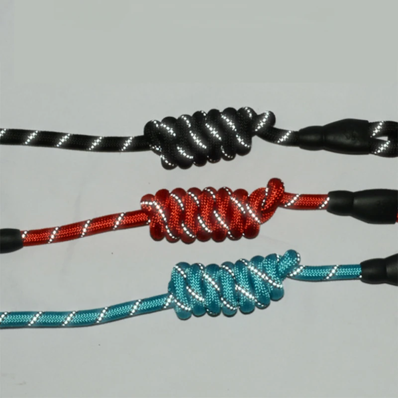 Dog Leash Pet Reflective Nylon Round Explosionproof Punch Walking Without Strangulation
