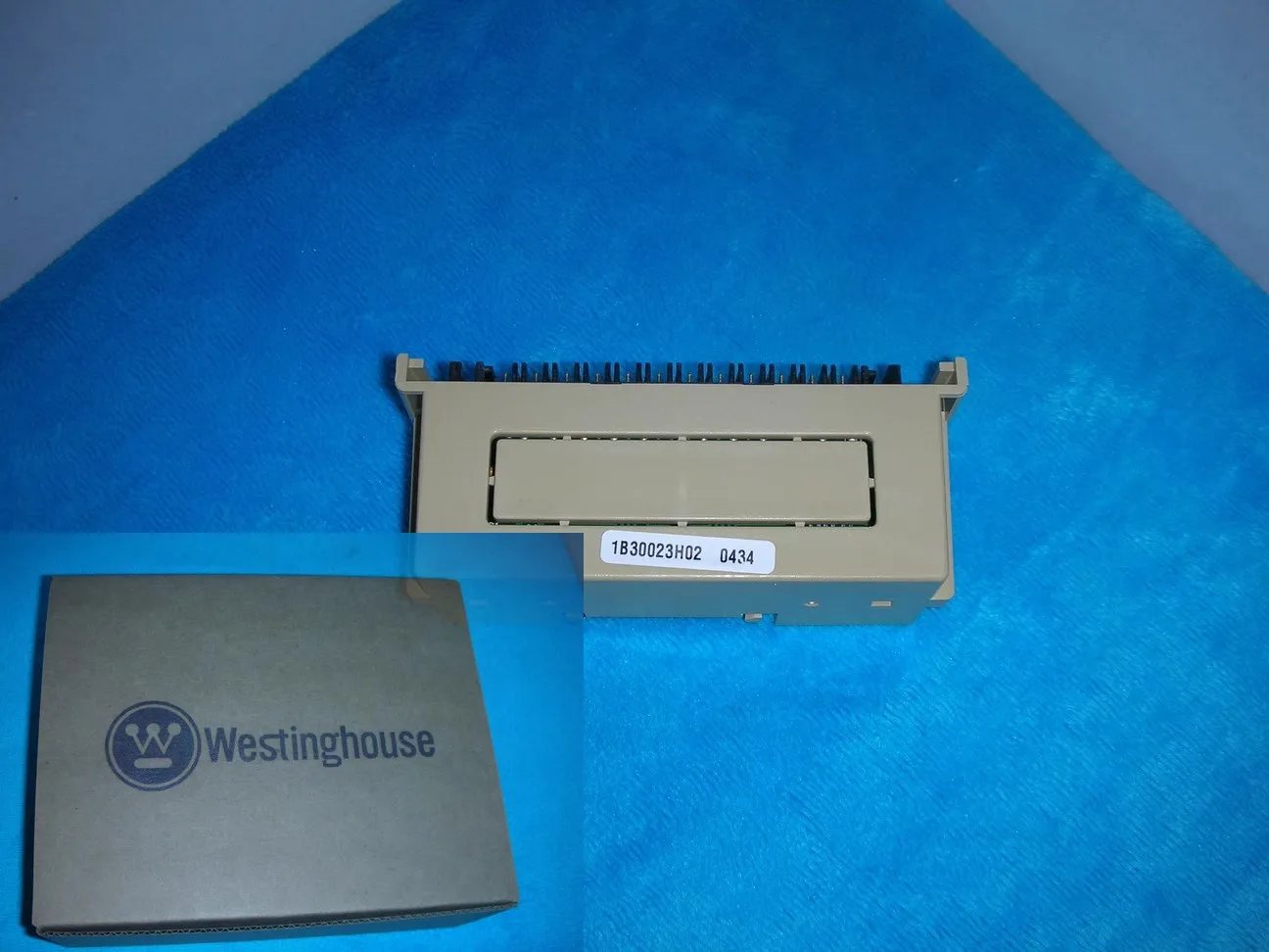 

1 шт. WESTINGHOUSE 1B30023H02