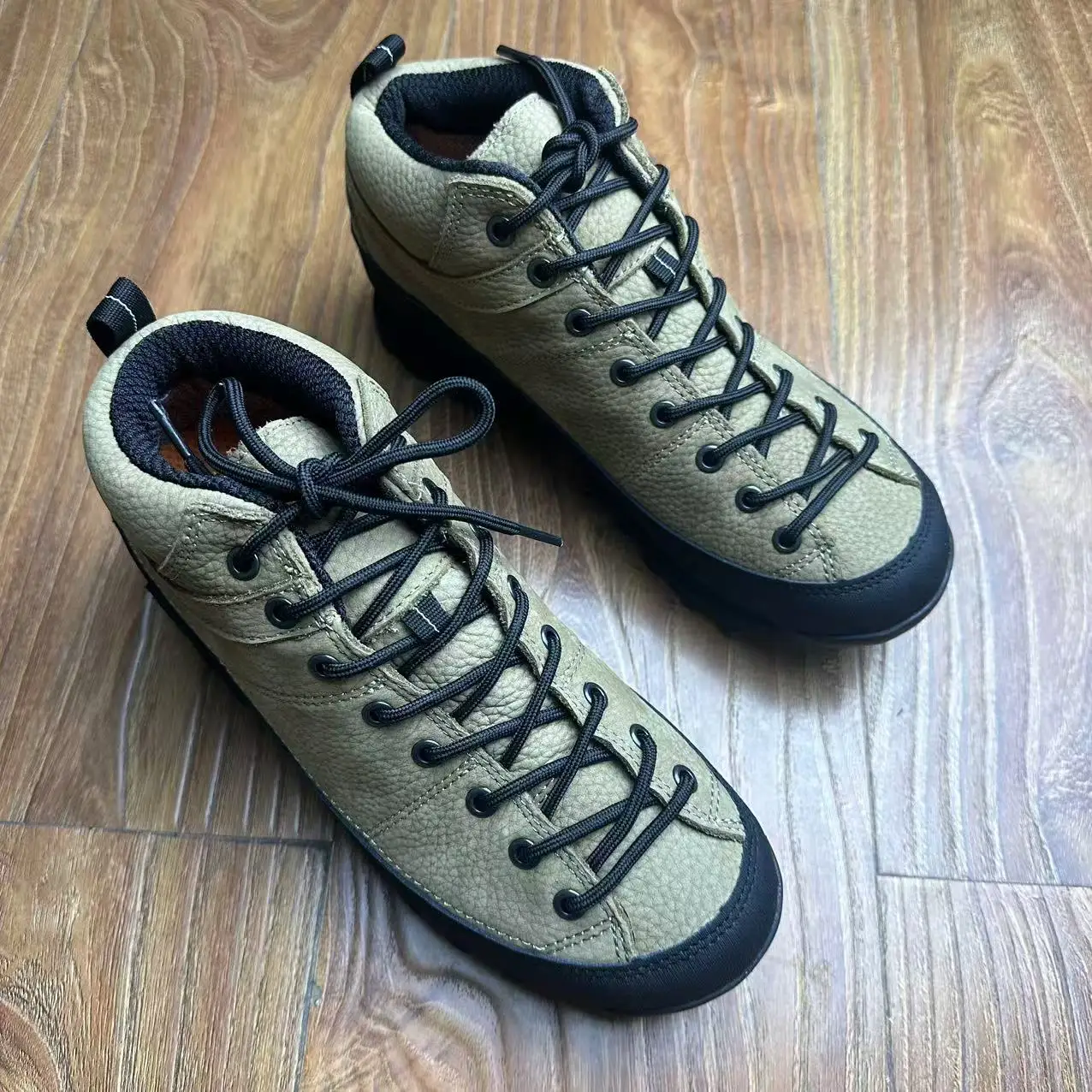 VogeLuxe | Men’s Breathable Mesh Leather Outdoor Hiking Shoe main image 1