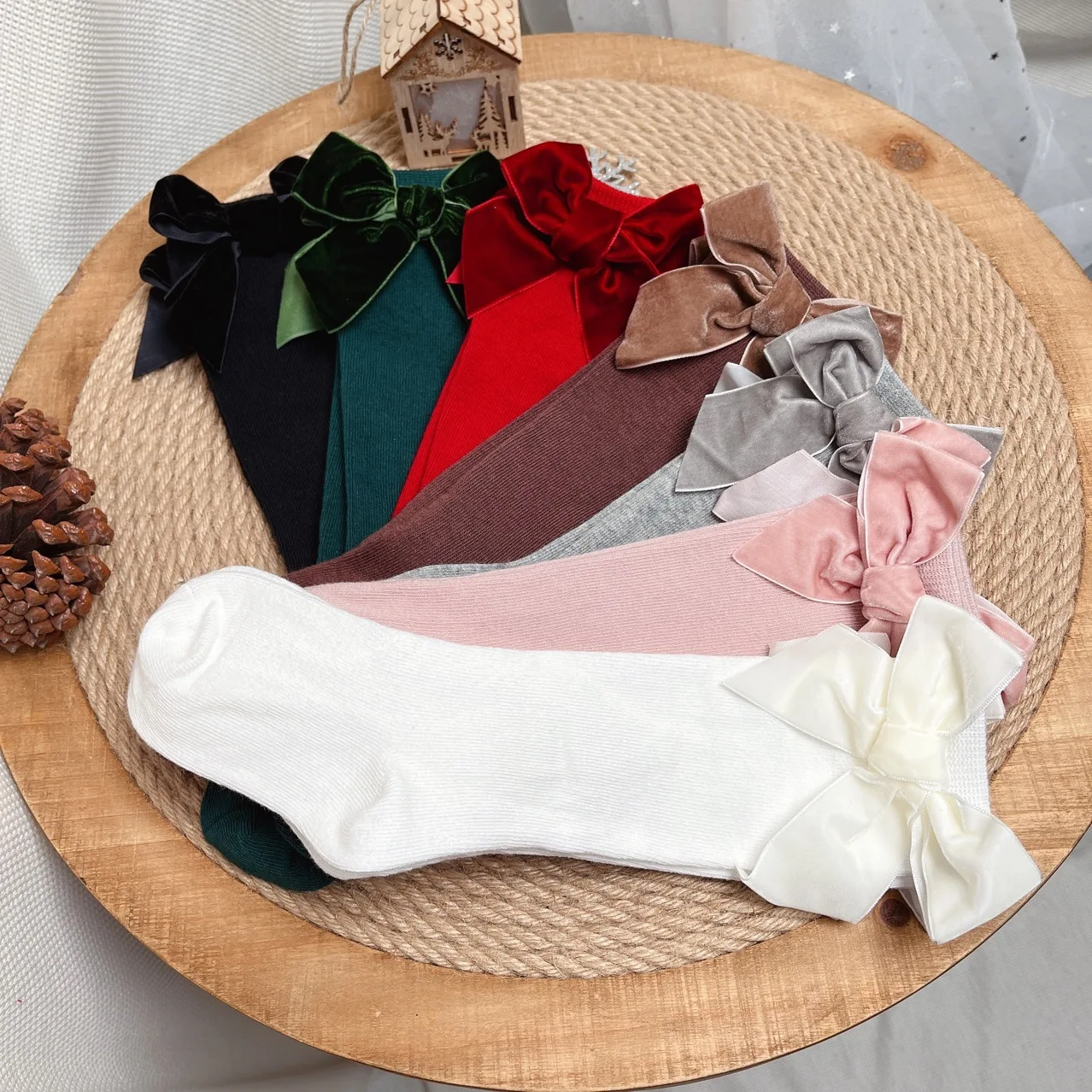 16pairs New Fashion baby Long Socks girls children Velvet Bows Spanish style Socks Cotton Knit Knee High Toddler Christmas Socks