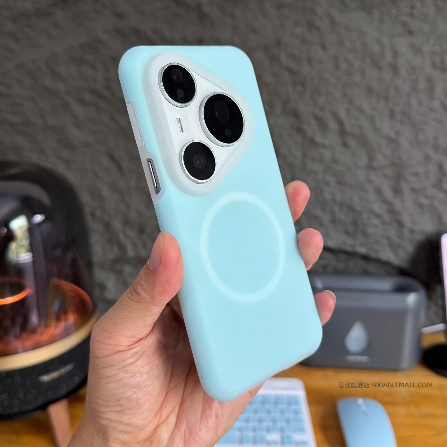 Soft Magnetic Liquid Silicone Phone Case with Built-in Flocking - Protective Shell Bumper