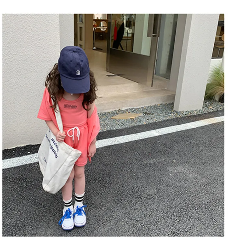 2022 Summer New Girls' Sports Suits Western-Style Children'S Alphabet Vest Hooded Jacket Shorts Three-Piece Set clothes set color	