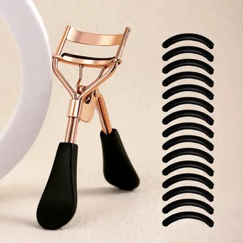 Portable eyelash curler