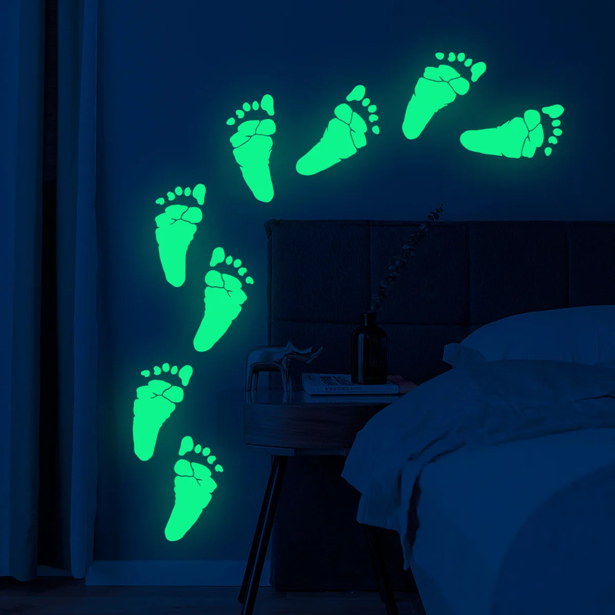 4pcs Green Footprint Footprint Wall Sticker Luminous Sticker Living Room Bedroom Home Decoration Background Wall Sticker Yj021