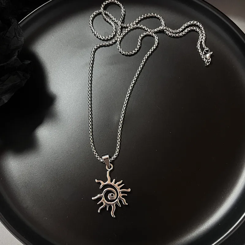 Collier Pendentif En Cuir PU Style Hippie Boho - Longueur 80-83 Cm - Neuf Avec étiquettes