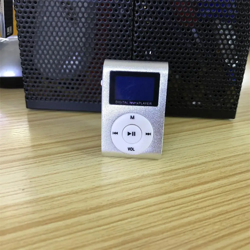 Mini Cube Clip-type Mp3 Player Display Rechargeable Portable Walkman Sport Mp3 Music Speaker with Earphone Usb Cable 