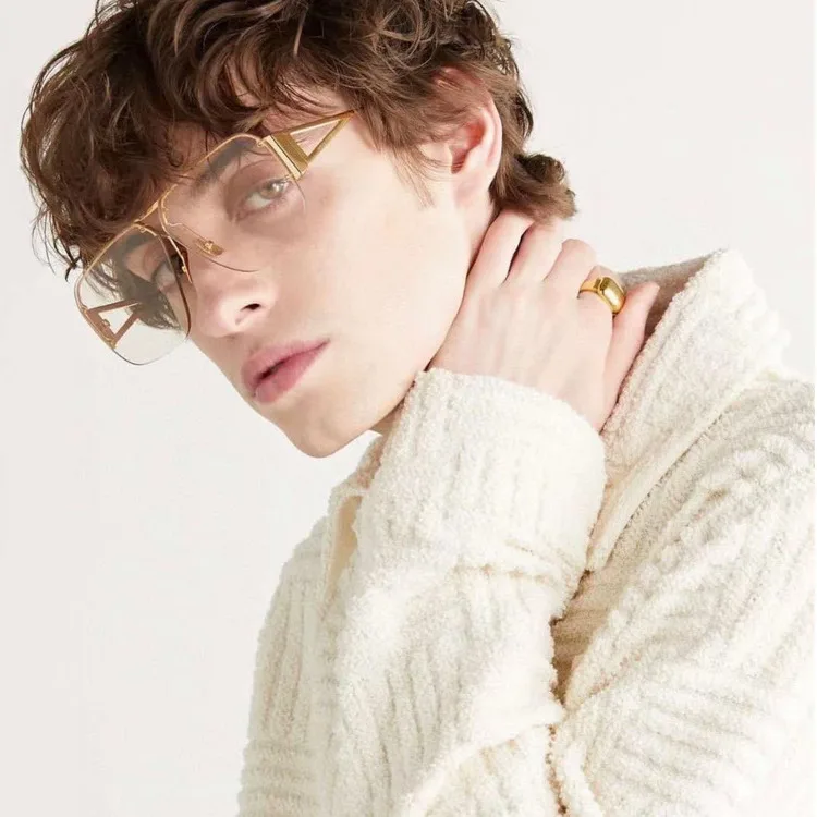 2024 New Fashion Trend Casual Versatile European and American Fashion Box Sunglasses Female Trimmed Frameless Sunglasses for Men and Women_voghion.com