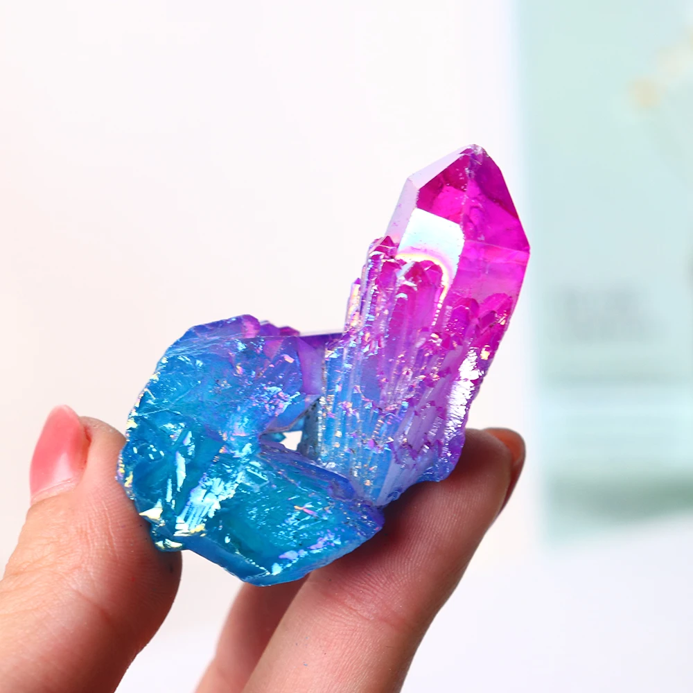 ESYEM Pietra Di Cristallo Angelo Aura Rivestimento Pietra Preziosa Naturale Blu Geode Decor Campione Grezzo Cristalli Cluster Rivestimento In Titanio Elettrolitico 1pc Grappolo Di Cristallo