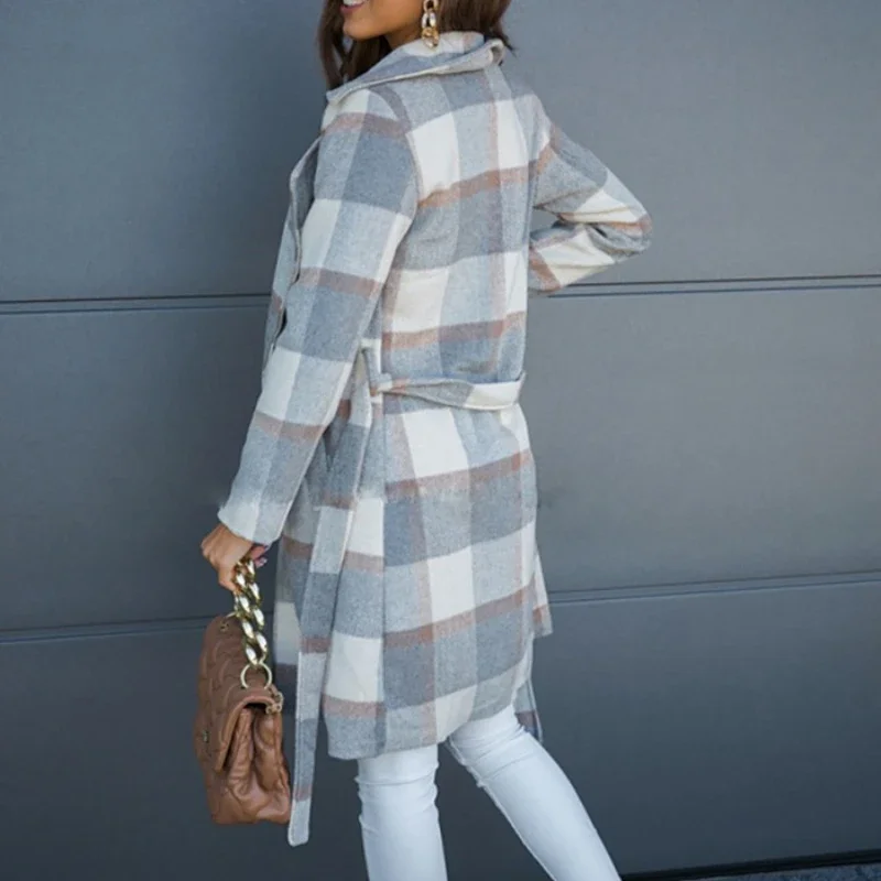 Autumn/winter Fashion 2024 Plaid Printed Woolen Long-sleeved Coat Lapel Double-breasted Straight Woolen Coat Women's Clothing