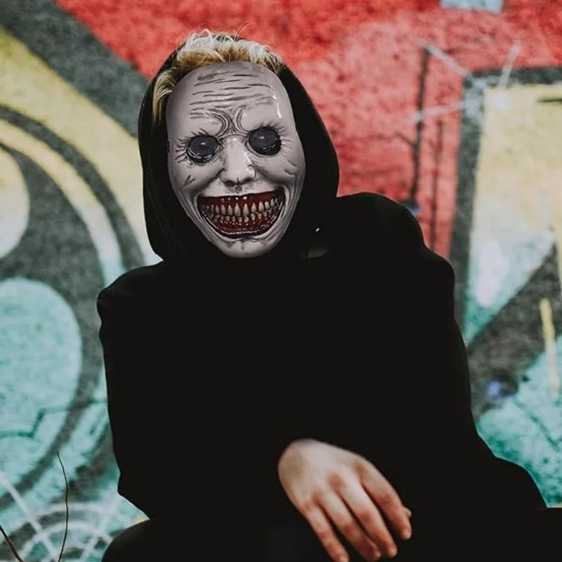 Экзорцист на Хэллоуин, страшная улыбка, маска для белых глаз, ужас