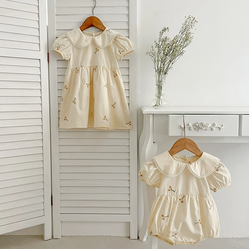 Infant Baby Girls Lace Collar Dress Rompers Sisters Clothes Kids Girls Embroider Flower Princess Dress Family Clothes Rompers 2