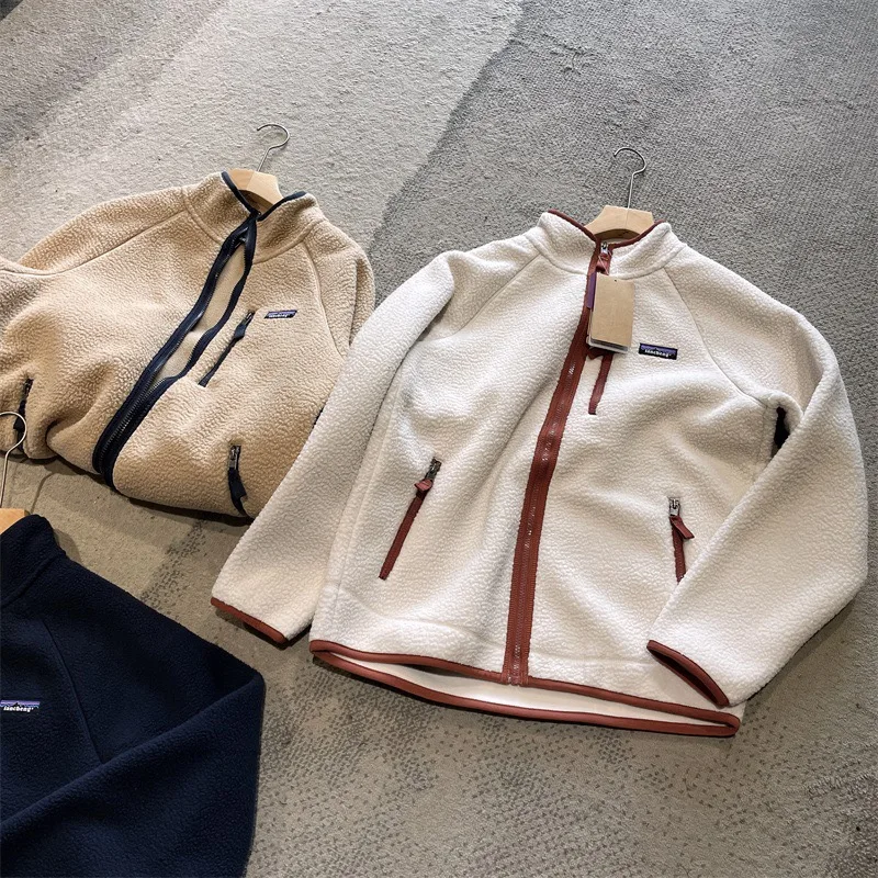 Jacket Features - Zipper & Pockets