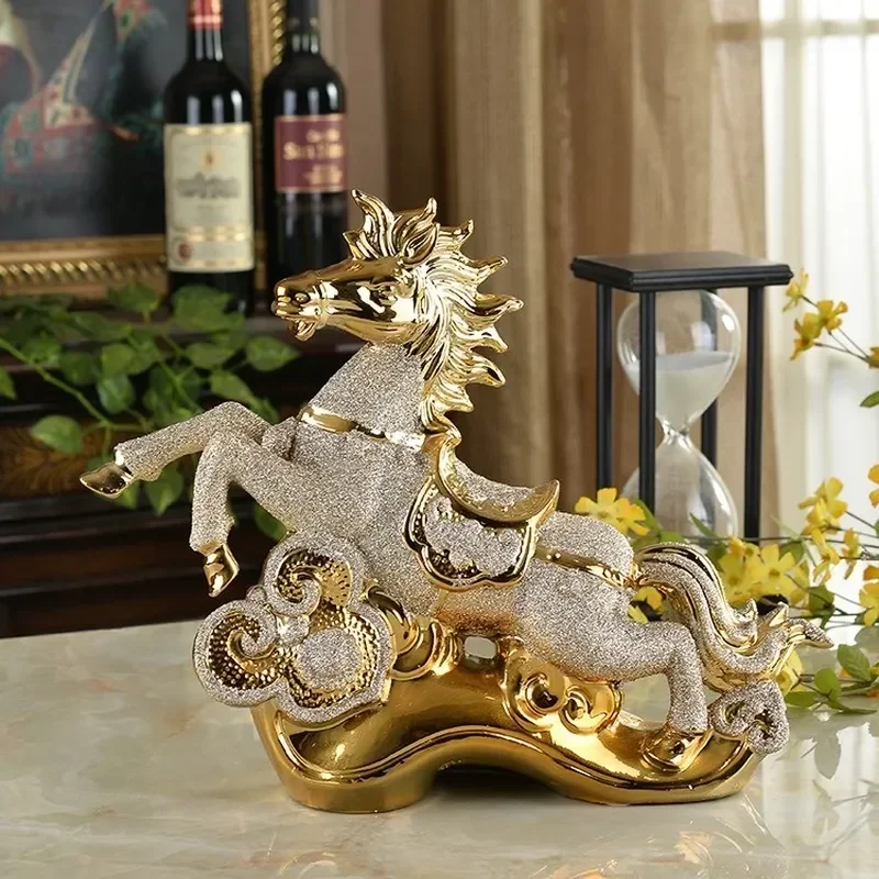

Modern high-end ceramic handicrafts fly yellow Tengda gold-plated horse ornaments home decorations housewarming gifts