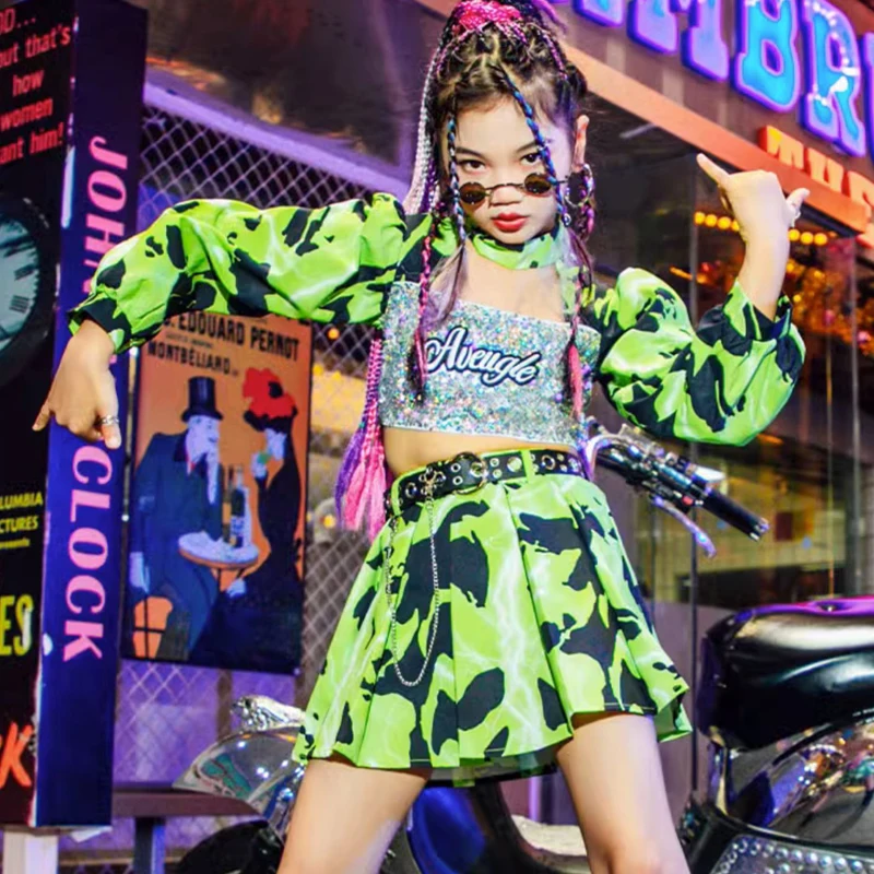 

Modern Street Dance Hip Hop Suit Kids Catwalk Show Outfits New Jazz Dance Clothes For Girls Sequin Tops Green Skirt Suit