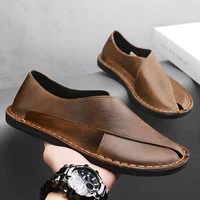 Sandales d'été en cuir véritable pour hommes, chaussures de plage pour jeunes, pantoufles légères et respirantes, sandales basses pour hommes 1