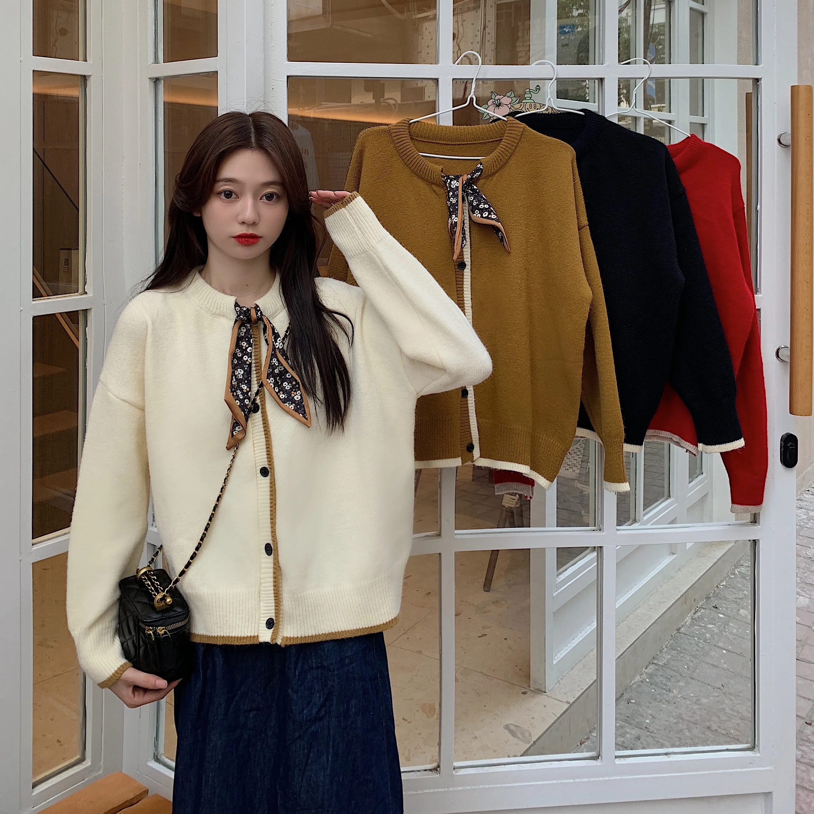 Korean Style Winter Pregnancy Sweater with Floral Scarves Plus Size Maternity Knitted Cardigans Button Fly Fashion Women's Coats