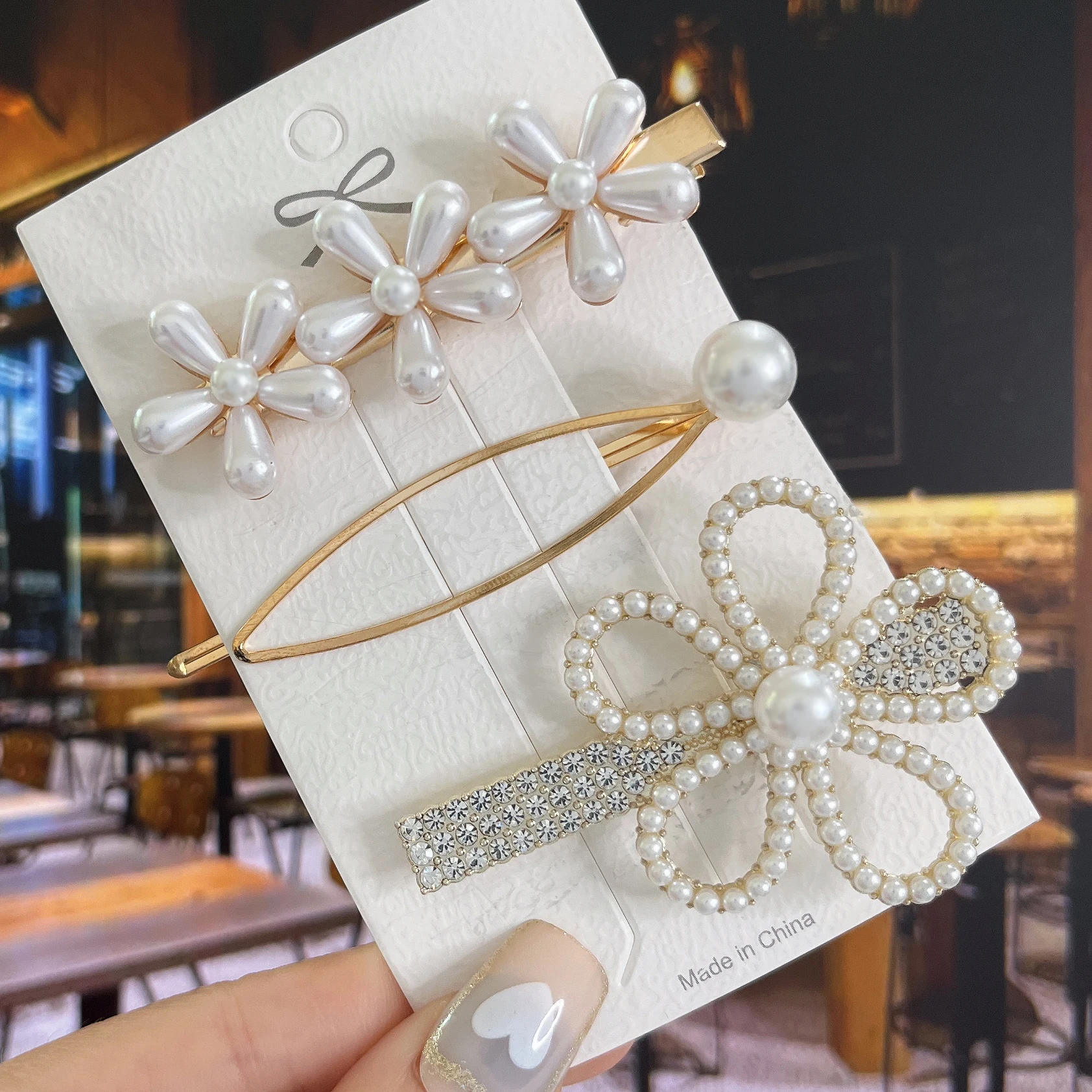 Pearl Hair Clips Set for Women Acrylic Flower Geometric Hair 